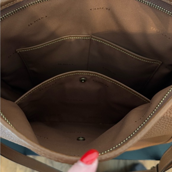 Coach Tan Leather Shoulder Bag - Picture 5 of 9